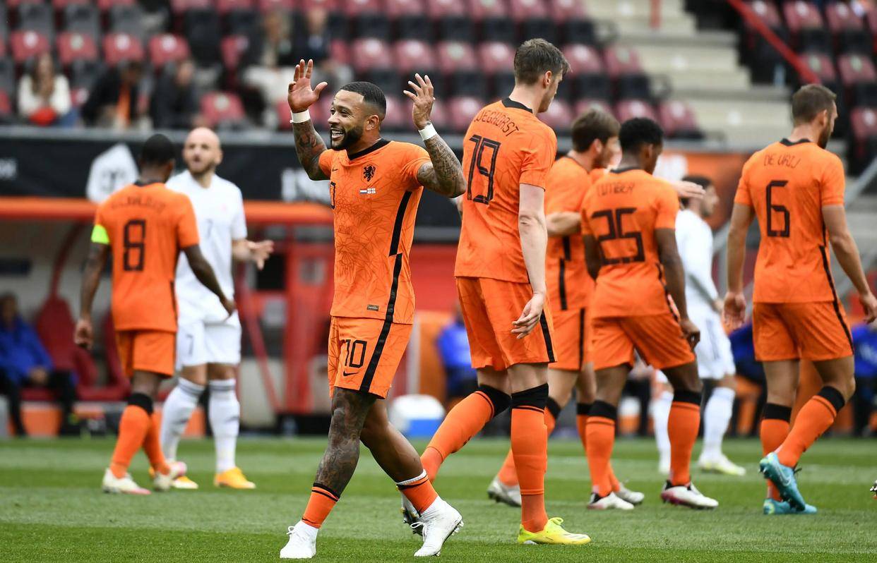 包含欧预赛竞赛计划公布,球队备战全面展开的词条 包含欧预赛竞赛计划公布,球队备战全面展开的词条