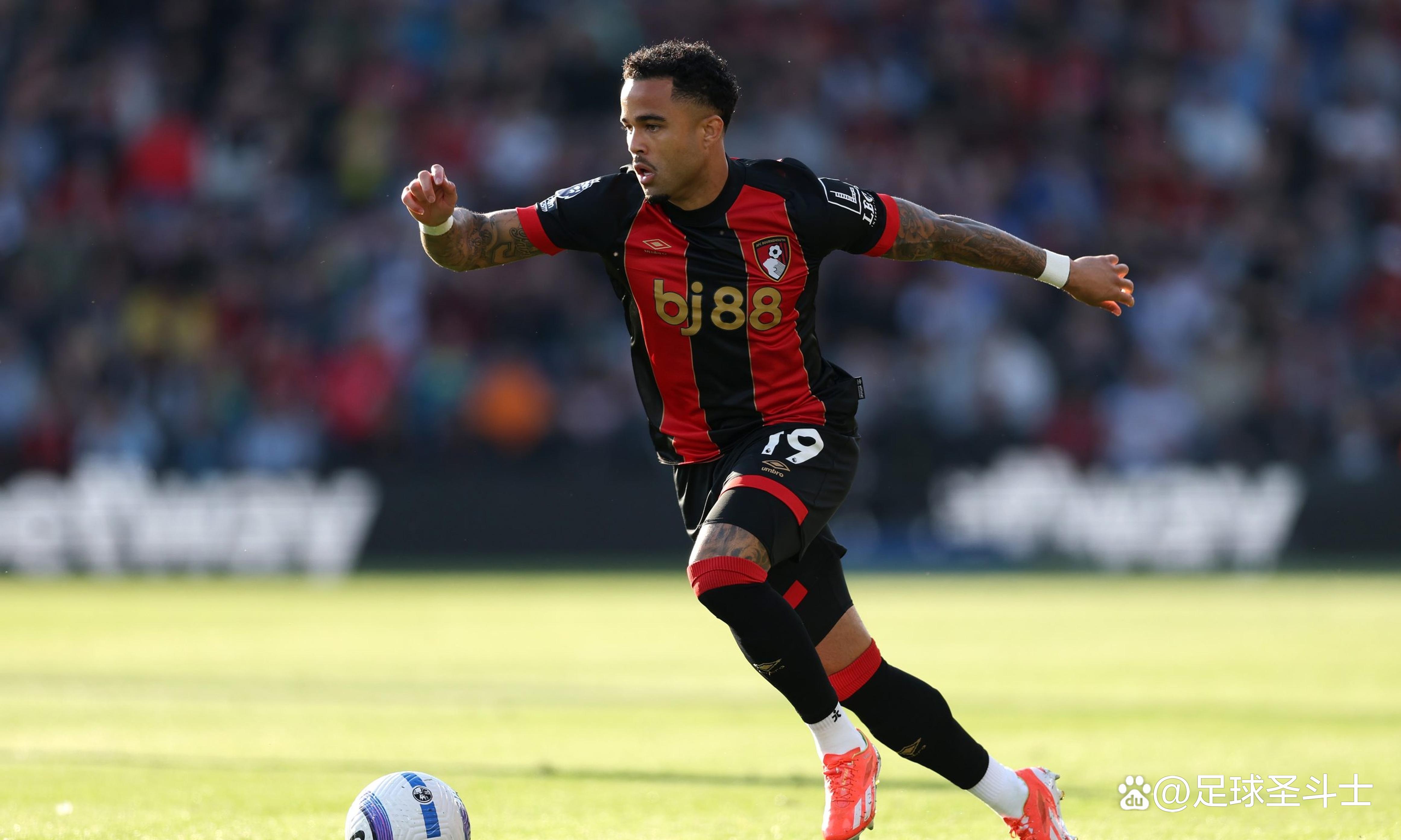 勒沃库森防线糟糕！主场遭遇屠杀，惨败收场的简单介绍