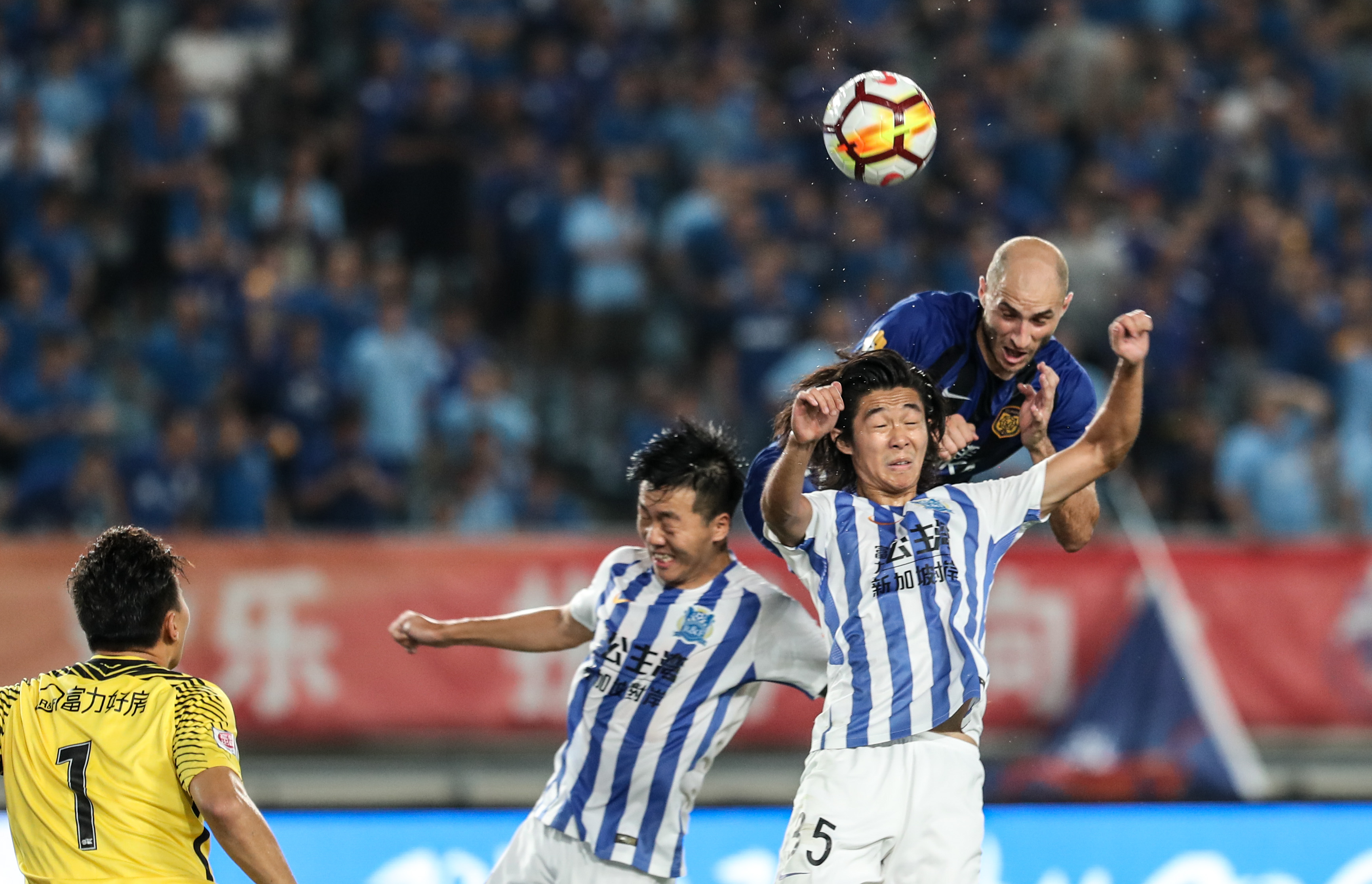 开云体育-江苏苏宁对阵广州富力：谁将赢得比赛？的简单介绍