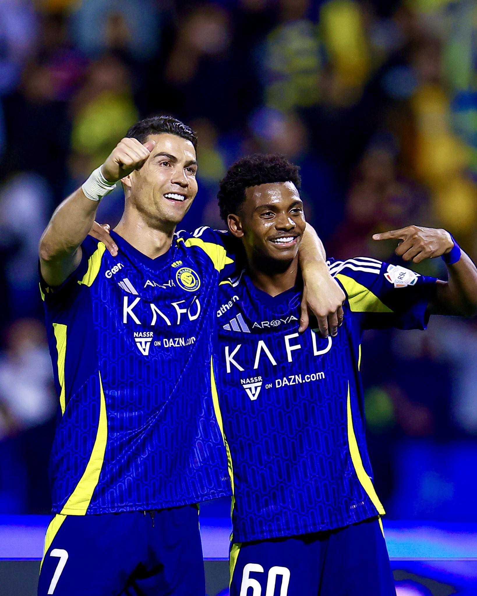 汉堡球员发挥抢眼,助球队成功逆袭取胜 汉堡球员发挥抢眼,助球队成功逆袭取胜