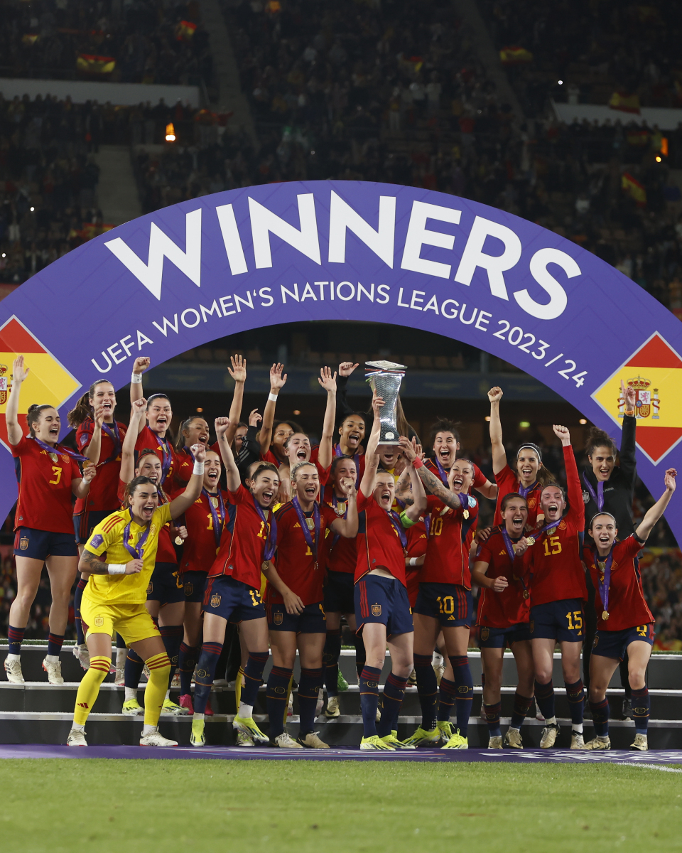 包含格拉纳达客场未能取胜,保持稳定表现的词条 包含格拉纳达客场未能取胜,保持稳定表现的词条